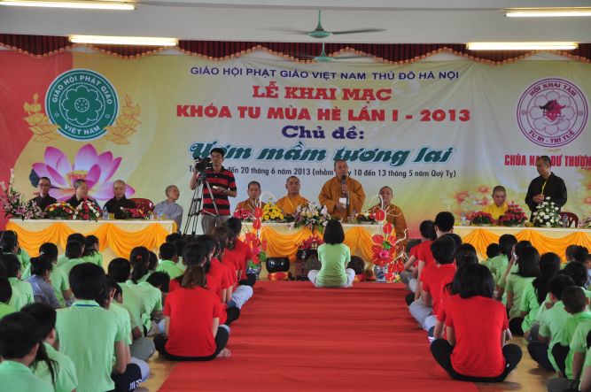 Hà Nội: Khai mạc khóa tu mùa hè tại chùa Nam Dư Thượng