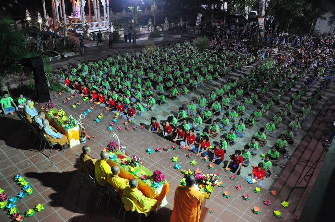 Hà Nội: Chùm ảnh đọng lại trong khóa tu mùa hè 2013 chùa Nam Du Thượng