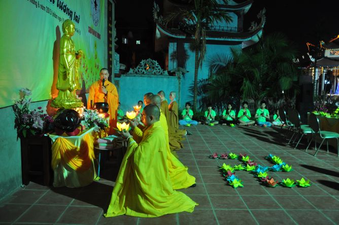 Hà Nội: Chùm ảnh đọng lại trong khóa tu mùa hè 2013 chùa Nam Du Thượng