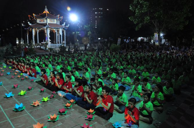 Hà Nội: Chùm ảnh đọng lại trong khóa tu mùa hè 2013 chùa Nam Du Thượng