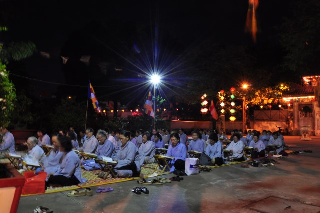 TP. HCM: Không khí Kính mừng Phật đản tại Thiền Viện Vạn Hạnh
