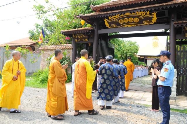 TP. HCM: Tịnh viện Pháp Hạnh tạ đàn Dược Sư Thất Châu