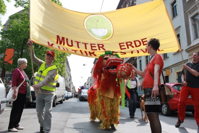 Đức: CLB Thanh thiếu niên Phật tử Giác Tuệ - Chúng tôi là người Việt Nam