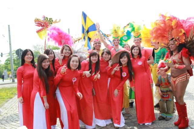 Đức: CLB Thanh thiếu niên Phật tử Giác Tuệ - Chúng tôi là người Việt Nam