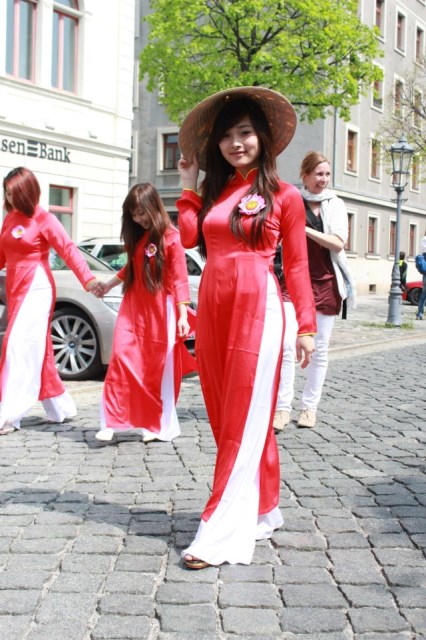 Đức: CLB Thanh thiếu niên Phật tử Giác Tuệ - Chúng tôi là người Việt Nam