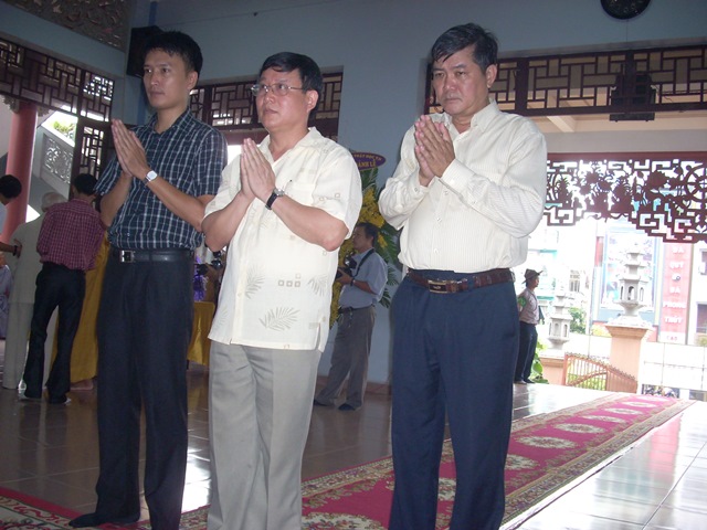 Hình ảnh viếng tang lễ HT. Thích Từ Nhơn buổi sáng ngày thứ hai