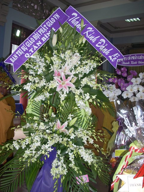 Hình ảnh viếng tang lễ HT. Thích Từ Nhơn buổi sáng ngày thứ hai