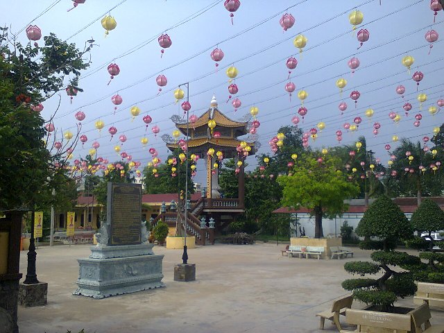 TP. HCM - Bình Dương: Khởi động mùa Phật đản PL 2557