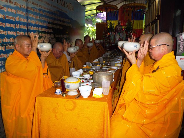 Khánh Hòa: Đại lễ cầu siêu anh hùng liệt sĩ tại chùa Từ Tôn - Hòn Đỏ, Nha Trang