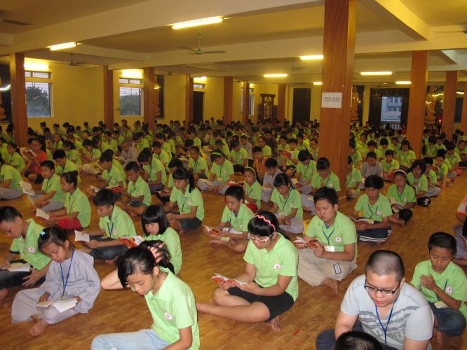 Hà Nội: Khóa tu chùa Nam Dư Thượng và hội thi tranh