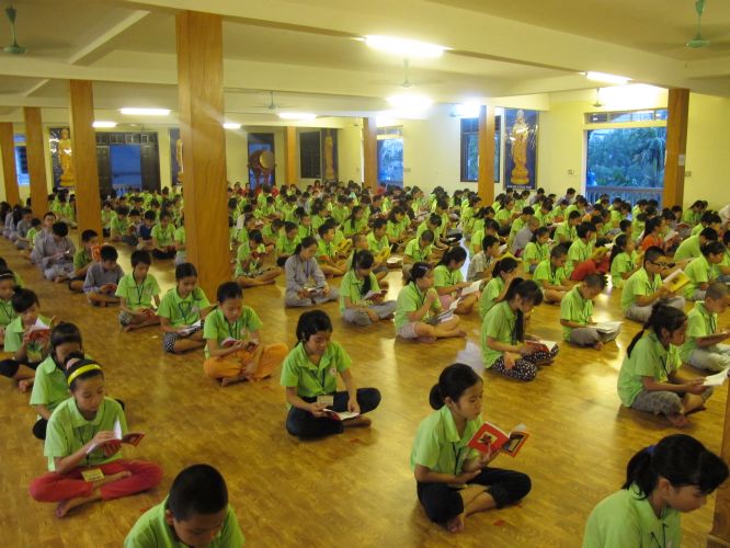 Hà Nội: Khóa tu chùa Nam Dư Thượng và hội thi tranh
