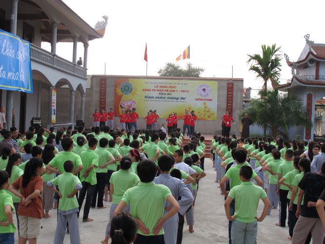 Hà Nội: Khóa tu chùa Nam Dư Thượng và hội thi tranh