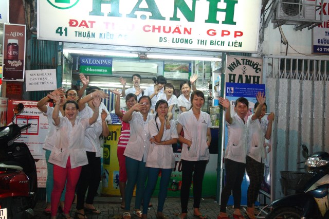 TP.HCM: Muôn sắc đêm diễu hành xe hoa mừng Phật đản PL.2557