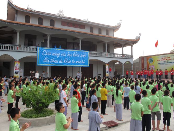 Hà Nội: Khóa tu chùa Nam Dư Thượng và hội thi tranh