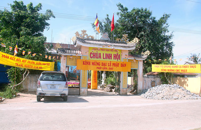 Gia Lai: Phật giáo huyện Đăk Pơ tổ chức lễ Phật Đản PL 2557