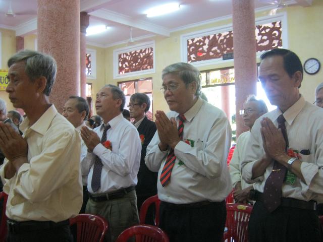 DAKLAK: Họp mặt Kỷ niệm 15 năm Tập san Vô Ưu (1998-2013)