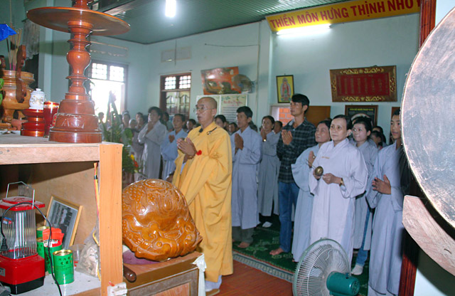 Gia Lai: Phật giáo huyện Đăk Pơ tổ chức lễ Phật Đản PL 2557