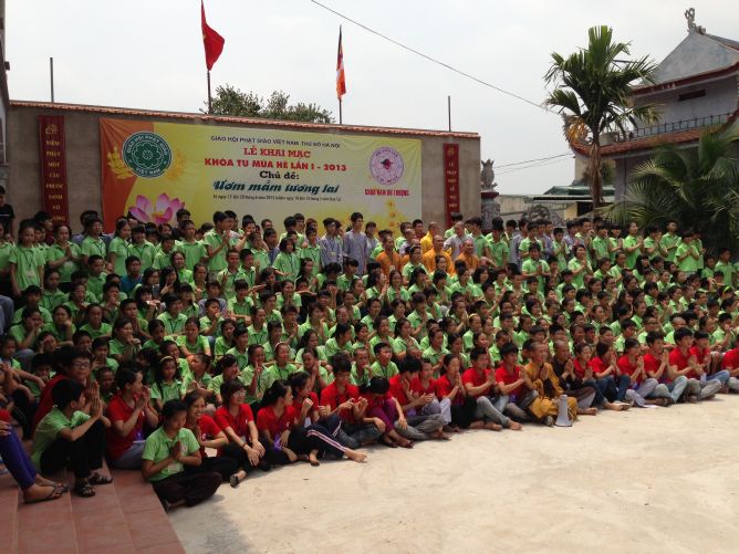 Hà Nội: Chùm ảnh đọng lại trong khóa tu mùa hè 2013 chùa Nam Du Thượng