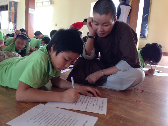 Hà Nội: Chùm ảnh đọng lại trong khóa tu mùa hè 2013 chùa Nam Du Thượng