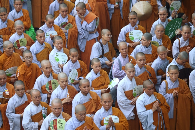 TP.HCM: Thiêng liêng đại lễ Phật đản tại chùa Phổ Quang