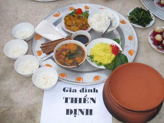 Hà Nội: Khóa tu chùa Nam Dư Thượng với chương trình cả nhà cùng vượt khó và viết lời kinh Phật
