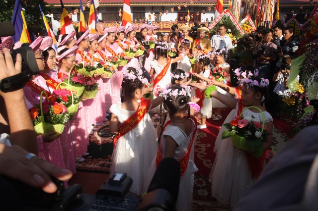 TP.HCM: Thiêng liêng đại lễ Phật đản tại chùa Phổ Quang