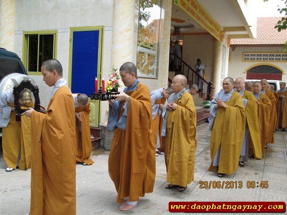 PHÂN BAN ĐẶC TRÁCH NI GIỚI TRUNG ƯƠNG CÚNG DƯỜNG  HẠ TRƯỜNG MIỀN ĐÔNG NAM BỘ NGÀY THỨ HAI