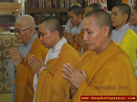 PHÂN BAN ĐẶC TRÁCH NI GIỚI TRUNG ƯƠNG CÚNG DƯỜNG  HẠ TRƯỜNG MIỀN ĐÔNG NAM BỘ NGÀY THỨ HAI