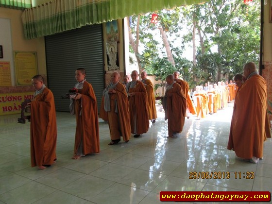 PHÂN BAN ĐẶC TRÁCH NI GIỚI TRUNG ƯƠNG CÚNG DƯỜNG  HẠ TRƯỜNG MIỀN ĐÔNG NAM BỘ NGÀY THỨ HAI