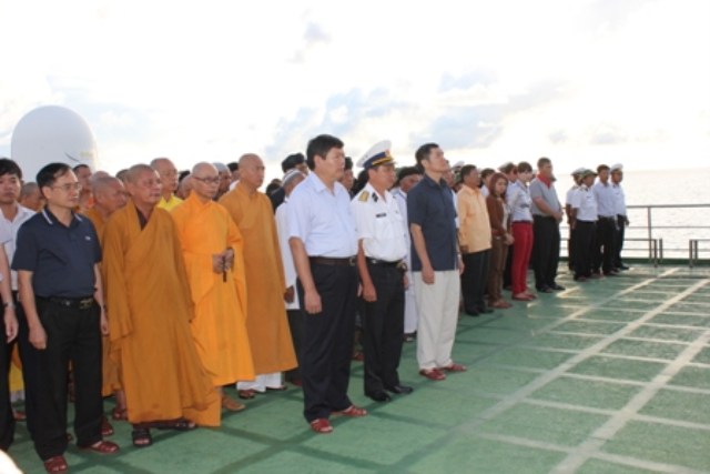 Ký sự: Trên con tàu HQ571 với hành trình đến Trường Sa