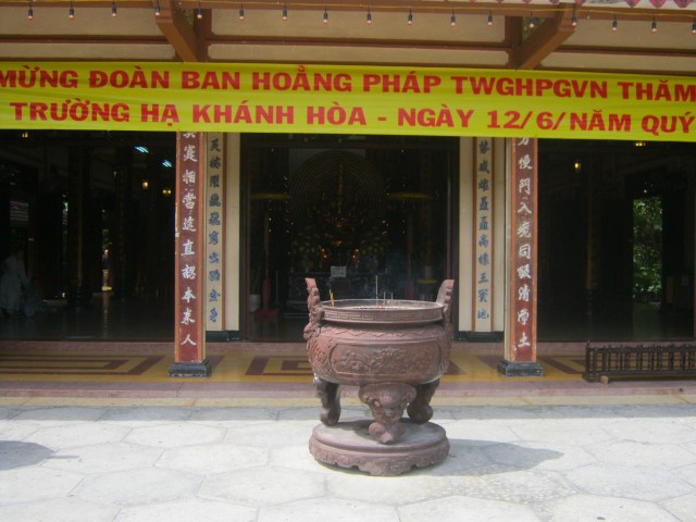 Ban Hoằng Pháp TW GHPGVN thăm trường hạ Khánh Hòa