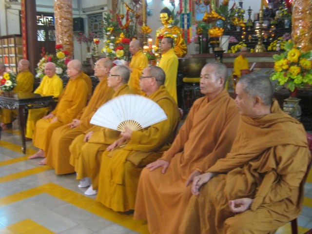 Ban Hoằng Pháp TW GHPGVN thăm trường hạ Khánh Hòa