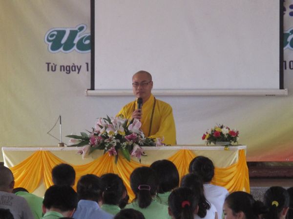 Hà Nội: Đêm tri ân và điều con muốn nói – Khóa tu tại chùa Nam Dư Thượng