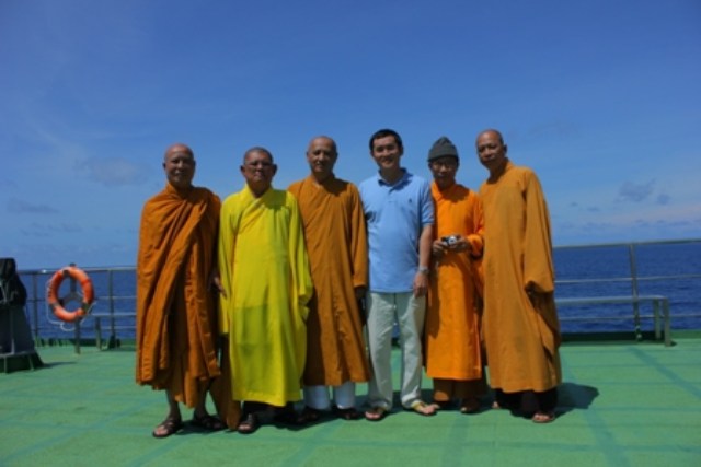 Ký sự: Trên con tàu HQ571 với hành trình đến Trường Sa