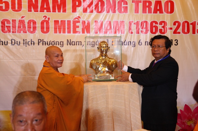 Bình Dương: Diễn ra hội thảo khoa học: 50 năm phong trào Phật giáo ở miền Nam (1963-2013)