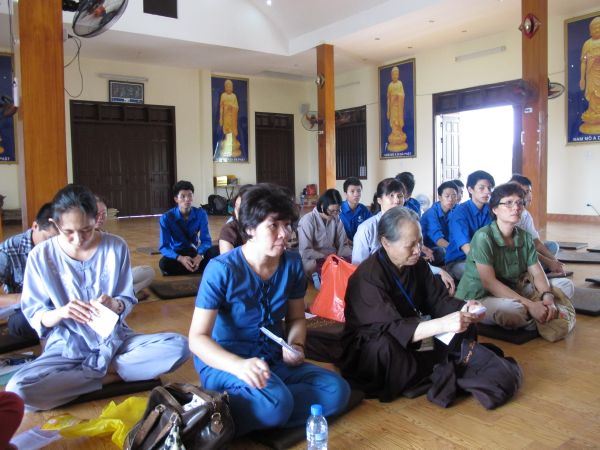 Hà Nội: Khởi động khóa tu cho các bạn trẻ tại chùa Nam Dư Thượng