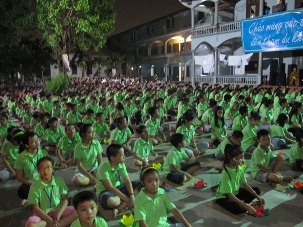 Hà Nội: Đêm tri ân và điều con muốn nói – Khóa tu tại chùa Nam Dư Thượng