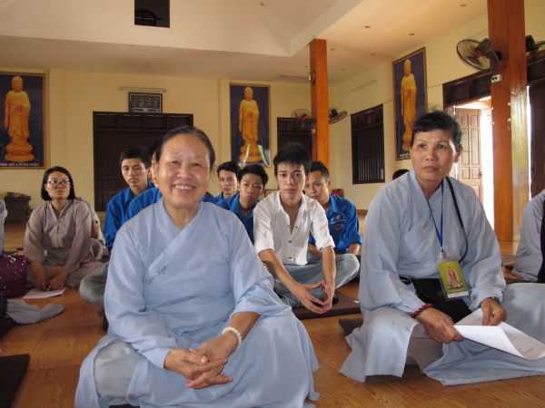 Hà Nội: Khởi động khóa tu cho các bạn trẻ tại chùa Nam Dư Thượng