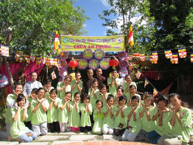 Đồng Tháp: Cuộc thi đời sống trại tại hội trại hiểu và thương