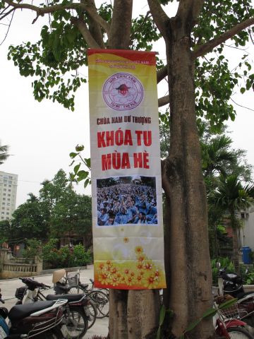Hà Nội: Khởi động khóa tu cho các bạn trẻ tại chùa Nam Dư Thượng