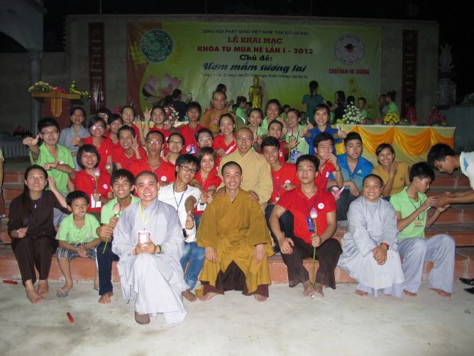 Hà Nội: Chùm ảnh đọng lại trong khóa tu mùa hè 2013 chùa Nam Du Thượng