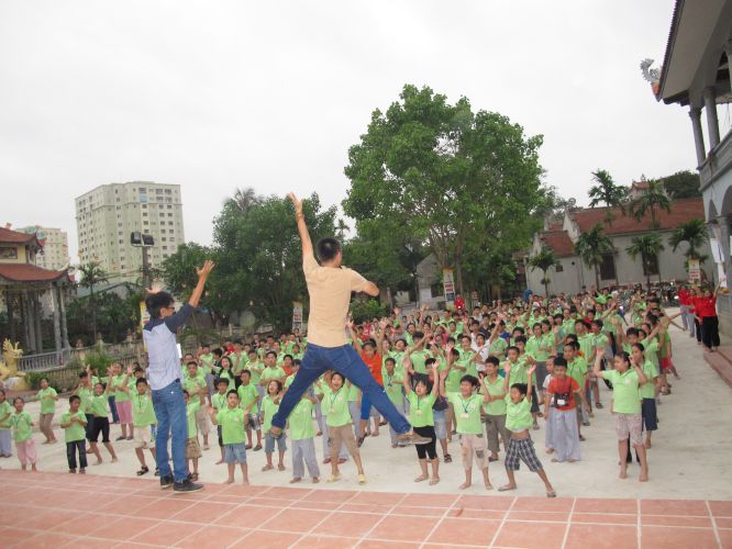 Hà Nội: Chùm ảnh cuộc thi trò chơi dân gian khóa tu chùa Nam Dư Thượng