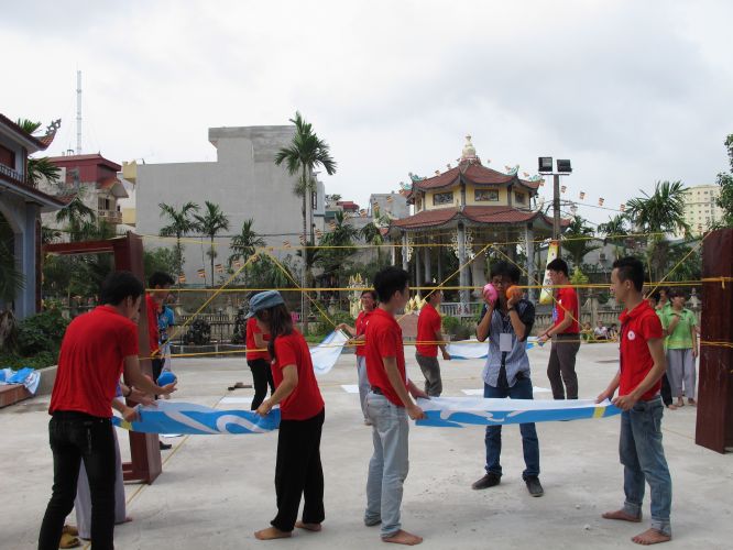 Hà Nội: Chùm ảnh cuộc thi trò chơi dân gian khóa tu chùa Nam Dư Thượng