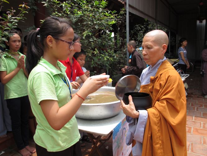 Hà Nội: Có một phiên chợ vui tươi tại chùa Nam Dư Thượng