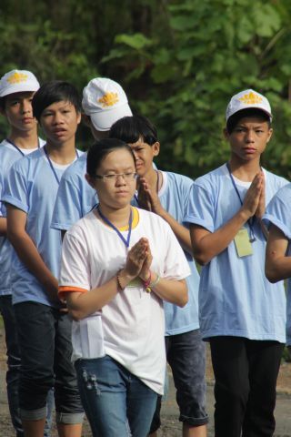 Buôn Mê: Thương màu áo trắng của Thiện Tài Đồng Tử