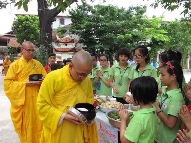 Hà Nội: Có một phiên chợ vui tươi tại chùa Nam Dư Thượng