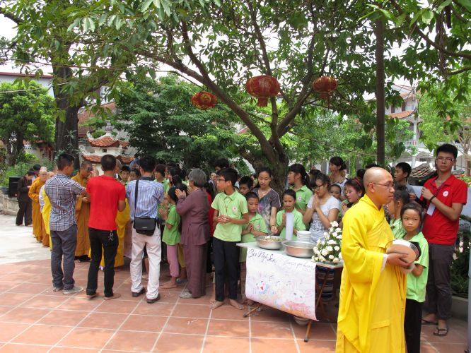 Hà Nội: Có một phiên chợ vui tươi tại chùa Nam Dư Thượng