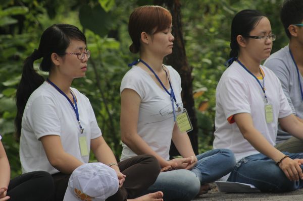 Buôn Mê: Thương màu áo trắng của Thiện Tài Đồng Tử