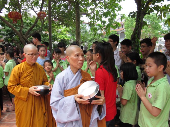 Hà Nội: Có một phiên chợ vui tươi tại chùa Nam Dư Thượng