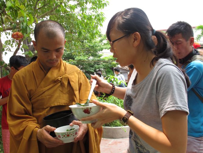 Hà Nội: Có một phiên chợ vui tươi tại chùa Nam Dư Thượng